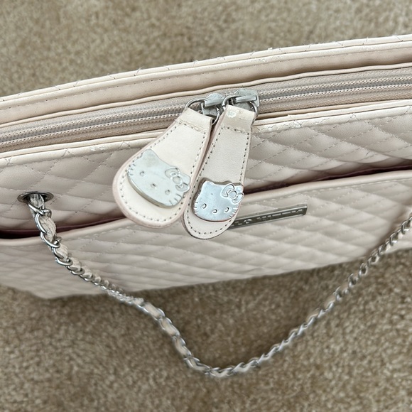 Hello Kitty Tote Bag - Picture 10 of 14